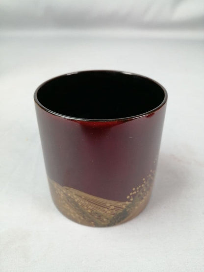 Shiokumi Natsume by Shoetsu — Ennosai-Gonomi Gold Maki-e Lacquer Tea Caddy