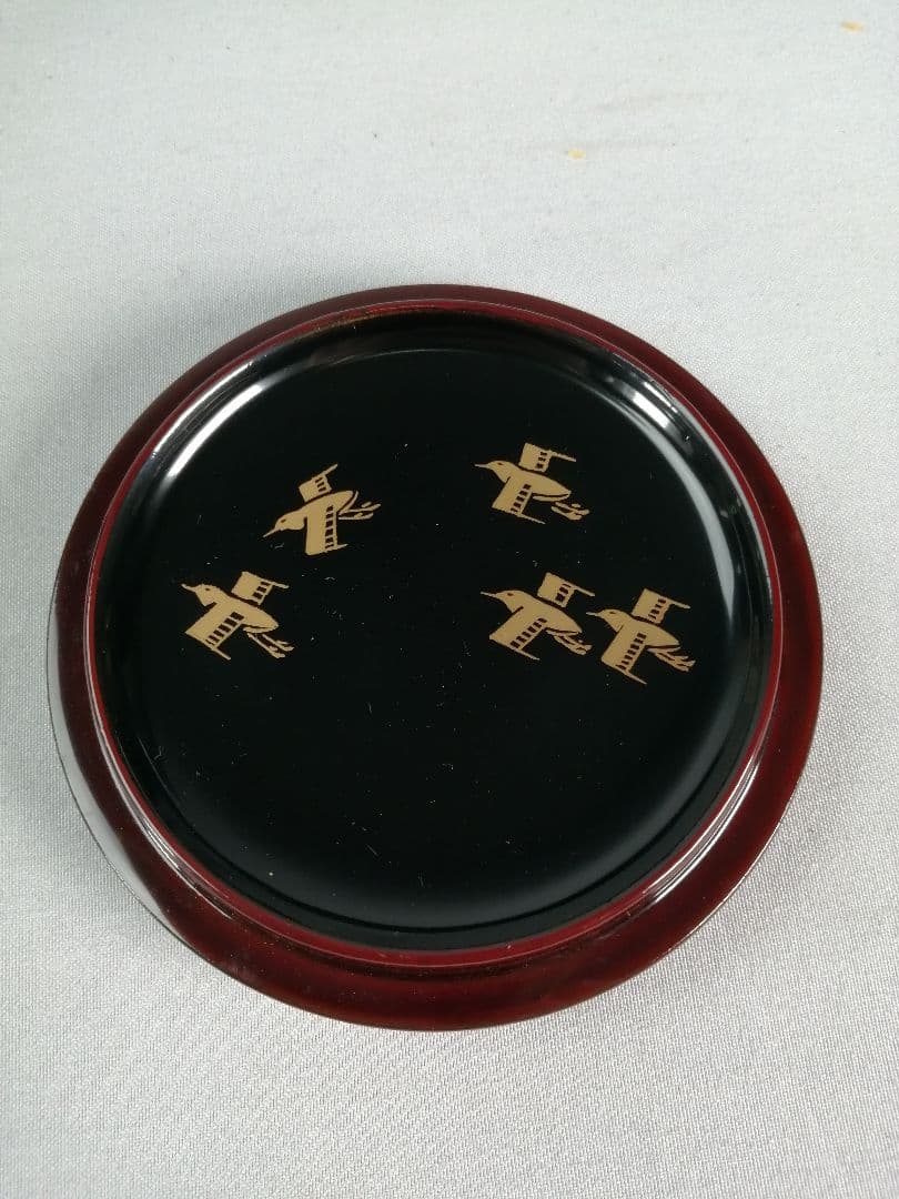 Shiokumi Natsume by Shoetsu — Ennosai-Gonomi Gold Maki-e Lacquer Tea Caddy