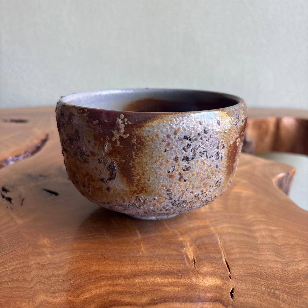 Bizen Ware Matcha Bowl by Tojo — Goma & Sangiri景色 with Signed Tomobako