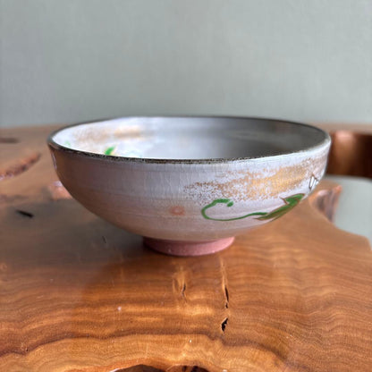 Kenzan-Style Morning Glory Flat Tea Bowl by Hashimoto Shiunn — Summer Chawan, Tomobako