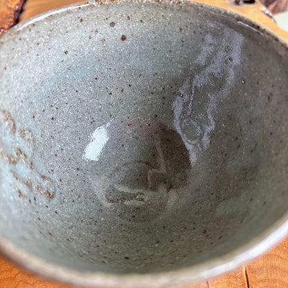 Okamoto Shozo Kasatori Kiln Ox Motif Matcha Bowl with Original Box