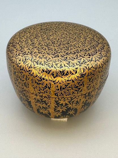 Kawase Hyokan Bamboo Grove Maki-e O-Natsume Gold Lacquer Large Tea Caddy Chikurin Tomobako