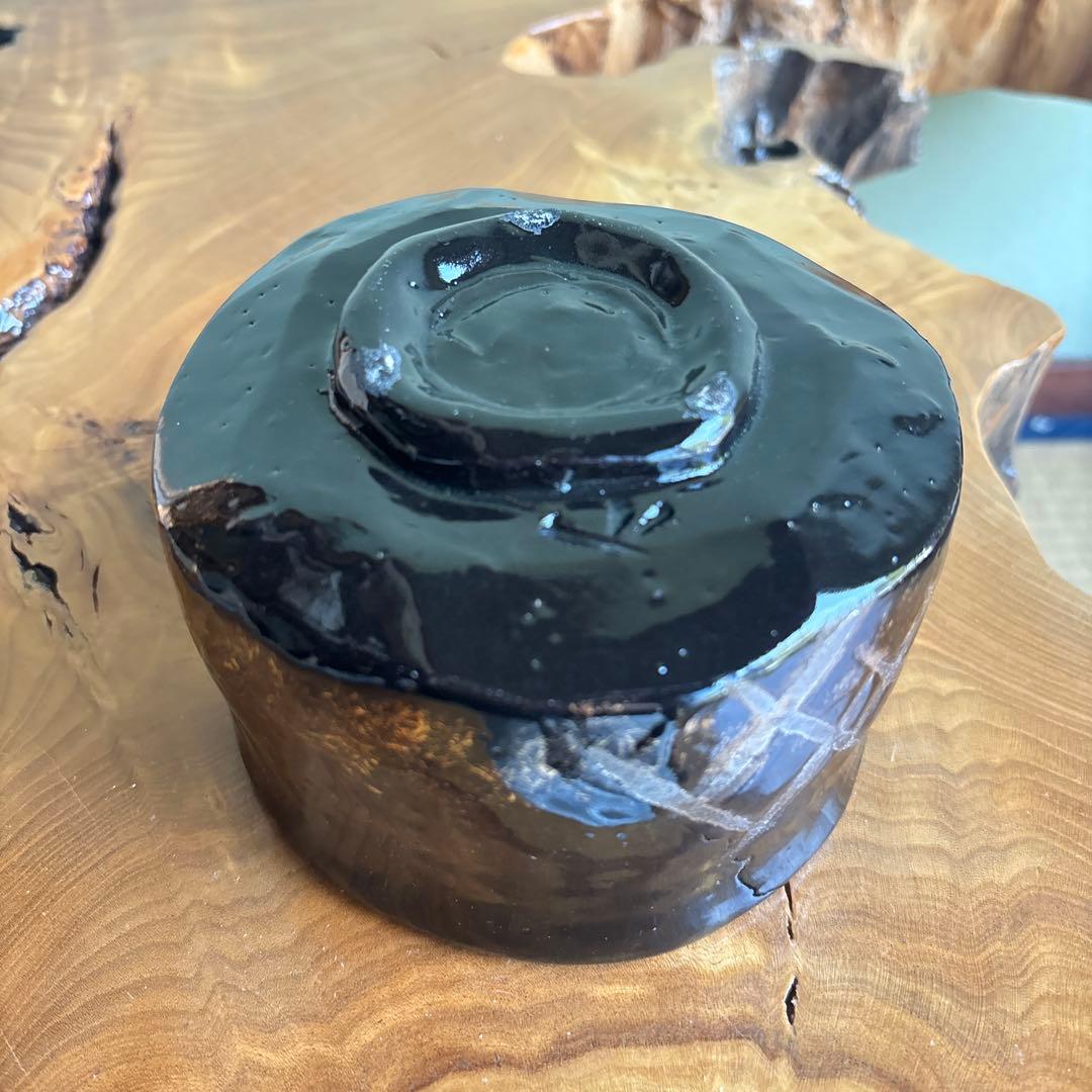 Black Glaze Matcha Bowl with Gold Silver Lattice by Listed Artist — Signed Tomobako, Japanese Tea Ceremony Chawan