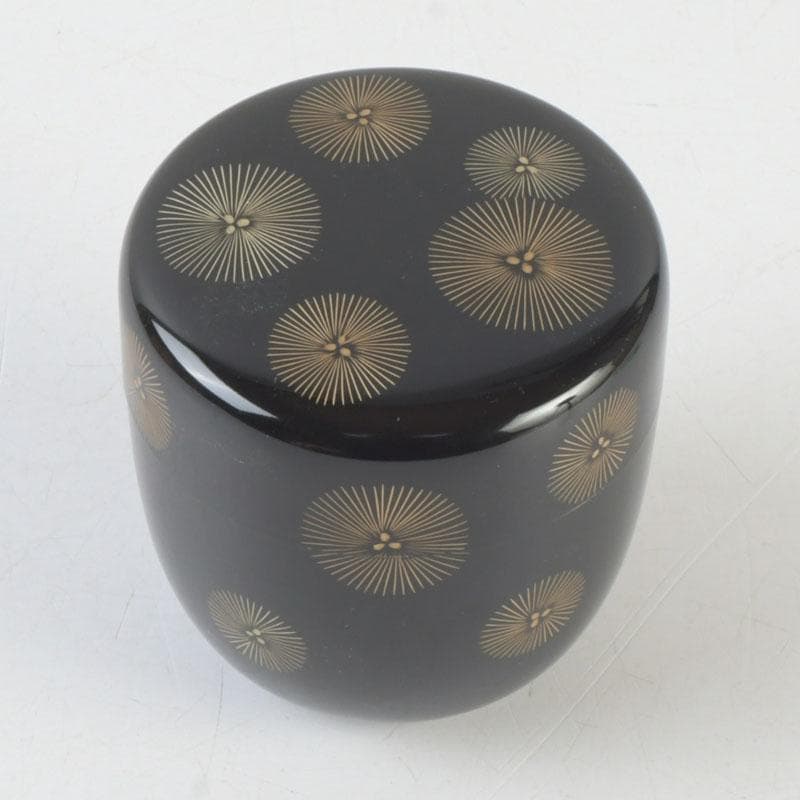 Hakudo Lacquer Natsume — Gold Maki-e Radial Pine Needle Medallions, Tomobako