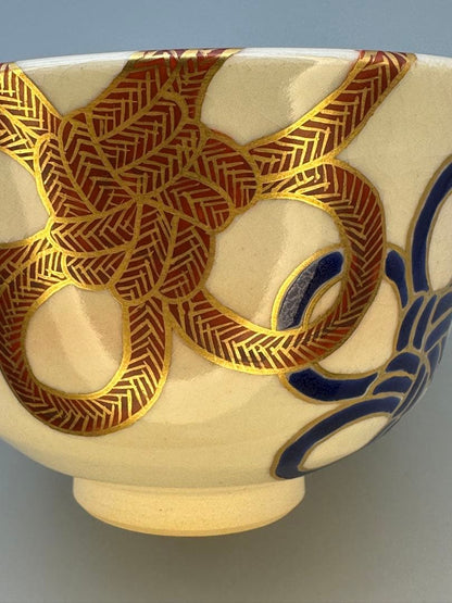Miyagawa Koun Musubi-Ume Kyo-yaki Tea Bowl — Knotted Plum Chawan