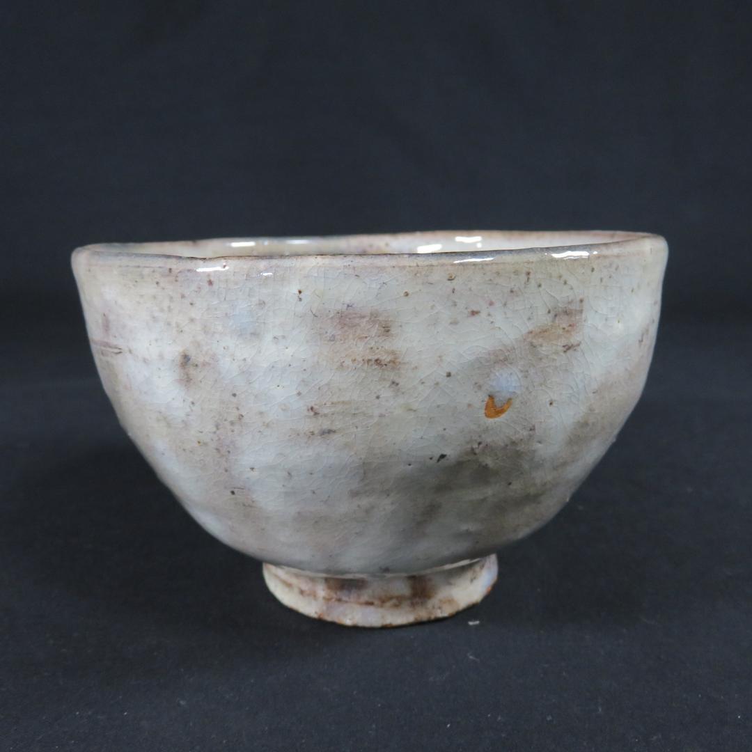 Hagi Ware Signed Chawan - White Glazed Tea Bowl with Tomobako