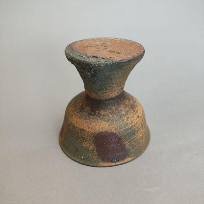 Nakazato Takashi Karatsu Nanban Bajōhai - Stemmed Sake Cup with Signed Box
