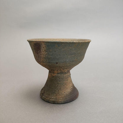 Nakazato Takashi Karatsu Nanban Bajōhai - Stemmed Sake Cup with Signed Box
