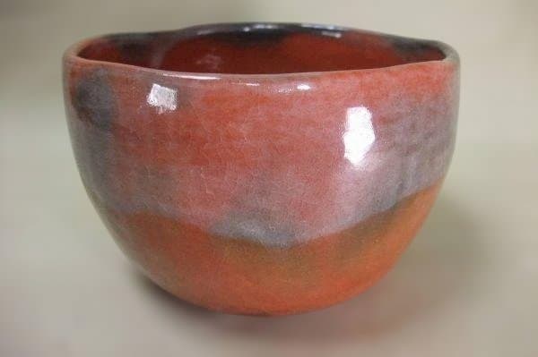 Fukui Rakuin Aka-Raku Tea Bowl 'Kaki Koudai' - Persimmon Foot with Signed Box