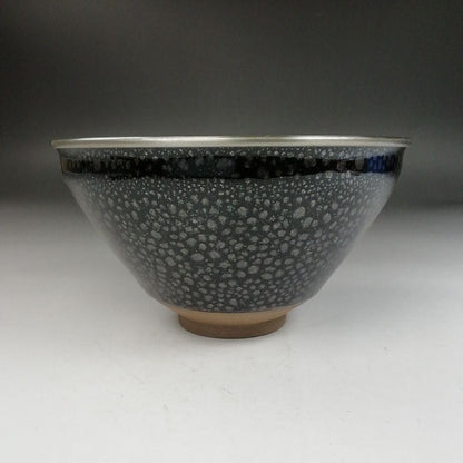 Koie Tsuyoshi Yuteki Tenmoku Chawan — Silver Oil-Spot Tea Bowl with Silver Fukurin Rim & Signed Tomobako