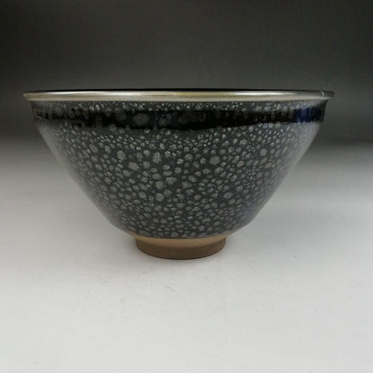 Koie Tsuyoshi Yuteki Tenmoku Chawan — Silver Oil-Spot Tea Bowl with Silver Fukurin Rim & Signed Tomobako