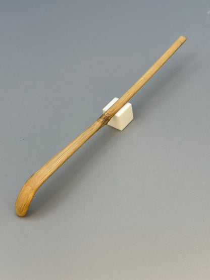 Zen Bamboo Tea Scoop Named 'Shitamoe' by益州 of Kenninji Temple, Kyoto — With Bamboo Case & Tomobako