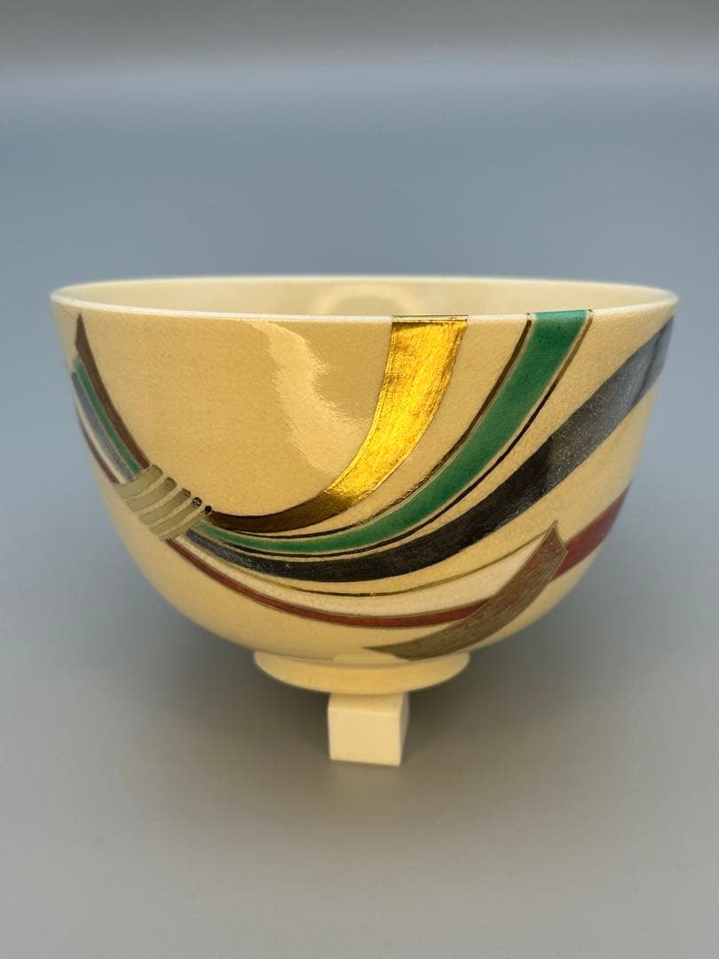 Eiraku Zengorō Noshi Ribbon Tea Bowl Kyo-yaki Kinrande Gold Iro-e Chawan