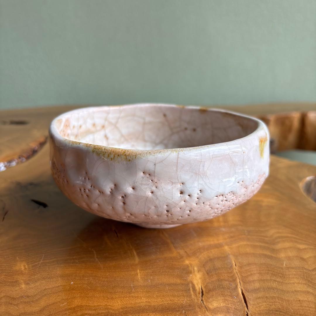 Ohi Ippei — Umadari Chawan, White Crackle Glaze, Tomobako | Ohi Ware Tea Bowl