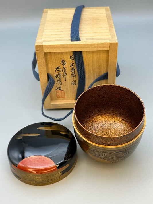Sunrise Maki-e Natsume Tea Caddy by Shotoukei - Gold Lacquer with Vermilion Sun