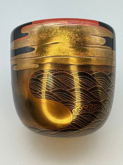Sunrise Maki-e Natsume Tea Caddy by Shotoukei - Gold Lacquer with Vermilion Sun