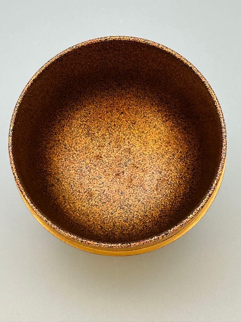 Sunrise Maki-e Natsume Tea Caddy by Shotoukei - Gold Lacquer with Vermilion Sun