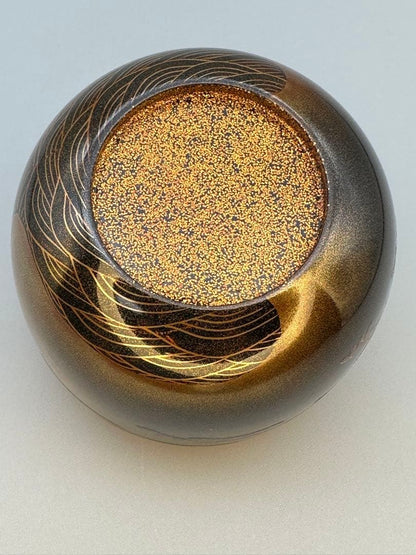 Sunrise Maki-e Natsume Tea Caddy by Shotoukei - Gold Lacquer with Vermilion Sun
