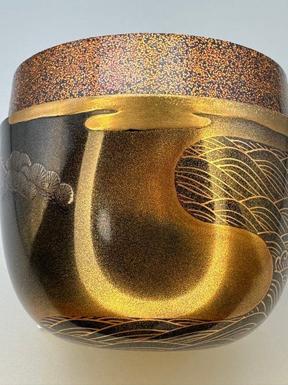 Sunrise Maki-e Natsume Tea Caddy by Shotoukei - Gold Lacquer with Vermilion Sun