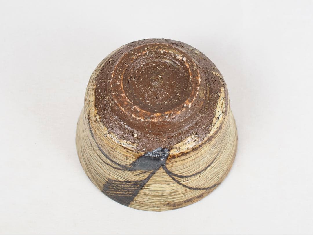 Ogawa Kinji — Grass Motif Hakeme Tea Bowl | Mingei Ink Brushwork Chawan