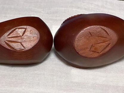 Suzuki Jinshi Hida Takayama Ittobori Mandarin Duck Pair — Ichii Yew Wood, Oshidori Kogo, Tomobako