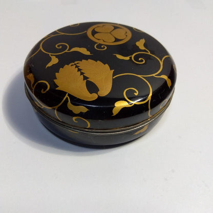 Kyoto Maki-e Kogo Incense Container - Gold Aoi-Mon & Lotus with Signed Box