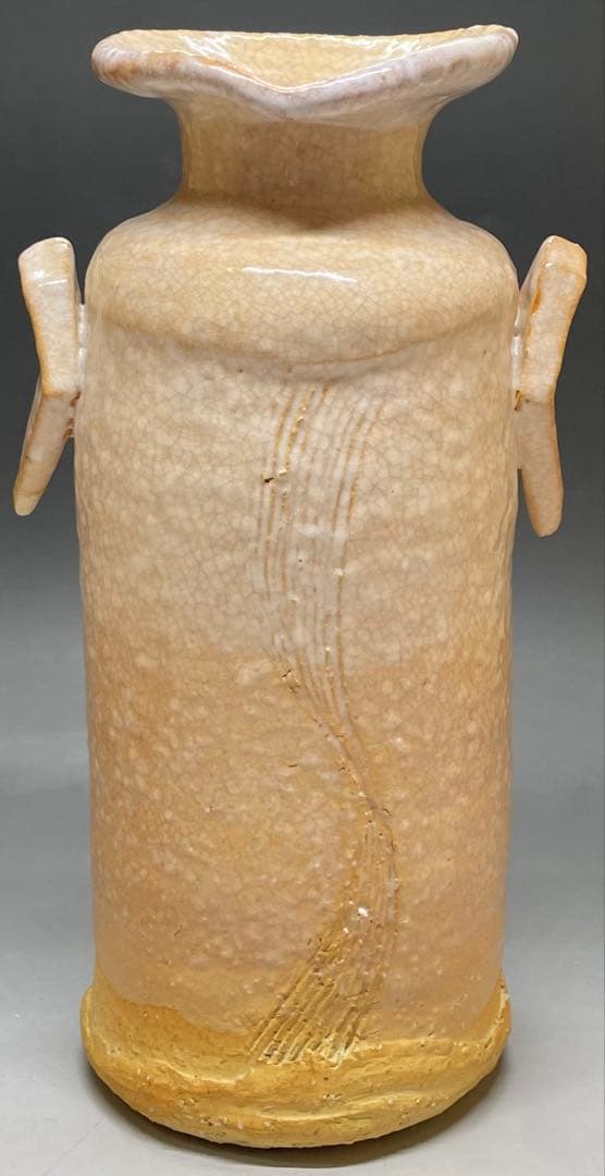 Hagi Ware Ear-Handled Vase by Saka Koraizaemon XII, Himehagi Glaze Hanaire with Signed Tomobako