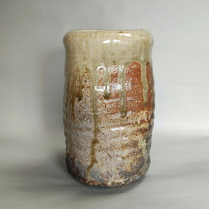 Sakamoto Toshihito Iga Tabimakura Hanaire - Biidoro Ash Glaze Flower Vase