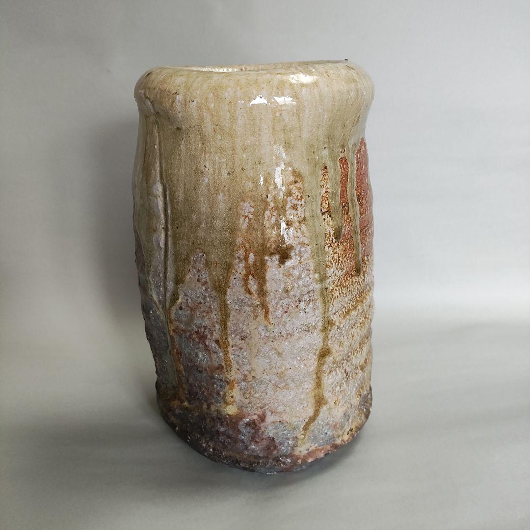 Sakamoto Toshihito Iga Tabimakura Hanaire - Biidoro Ash Glaze Flower Vase