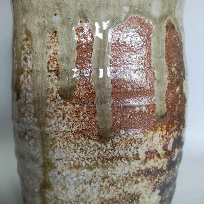 Sakamoto Toshihito Iga Tabimakura Hanaire - Biidoro Ash Glaze Flower Vase