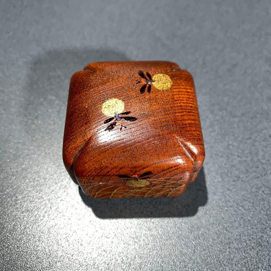 Firefly Maki-e Incense Container by Nakabayashi Seizan - Fuki-urushi Lacquer Kogo with Signed Box