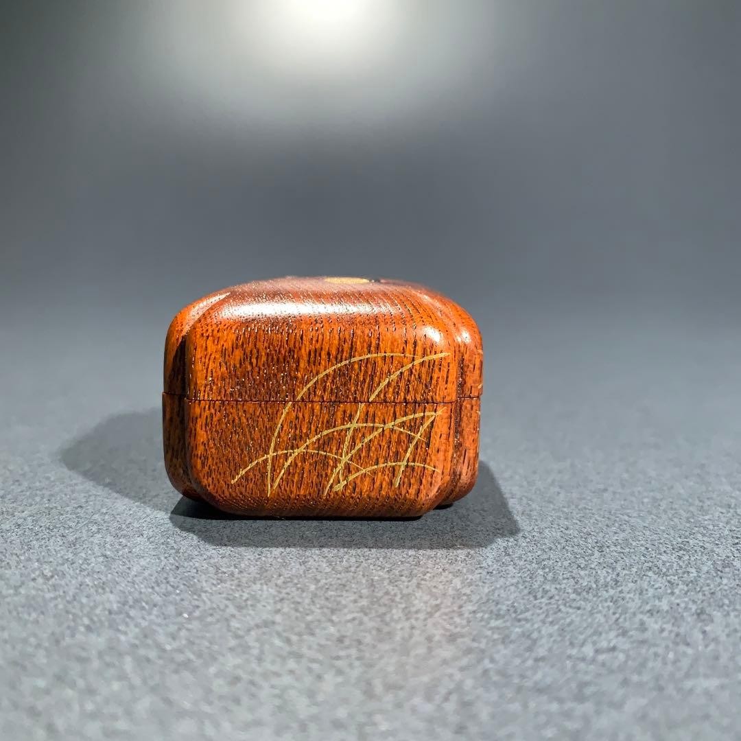 Firefly Maki-e Incense Container by Nakabayashi Seizan - Fuki-urushi Lacquer Kogo with Signed Box