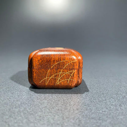 Firefly Maki-e Incense Container by Nakabayashi Seizan - Fuki-urushi Lacquer Kogo with Signed Box