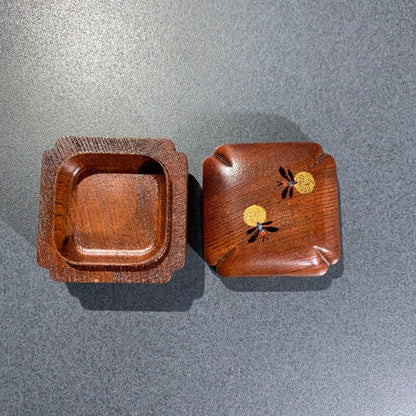 Firefly Maki-e Incense Container by Nakabayashi Seizan - Fuki-urushi Lacquer Kogo with Signed Box