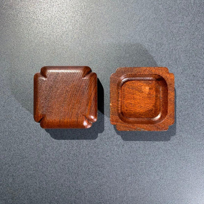 Firefly Maki-e Incense Container by Nakabayashi Seizan - Fuki-urushi Lacquer Kogo with Signed Box