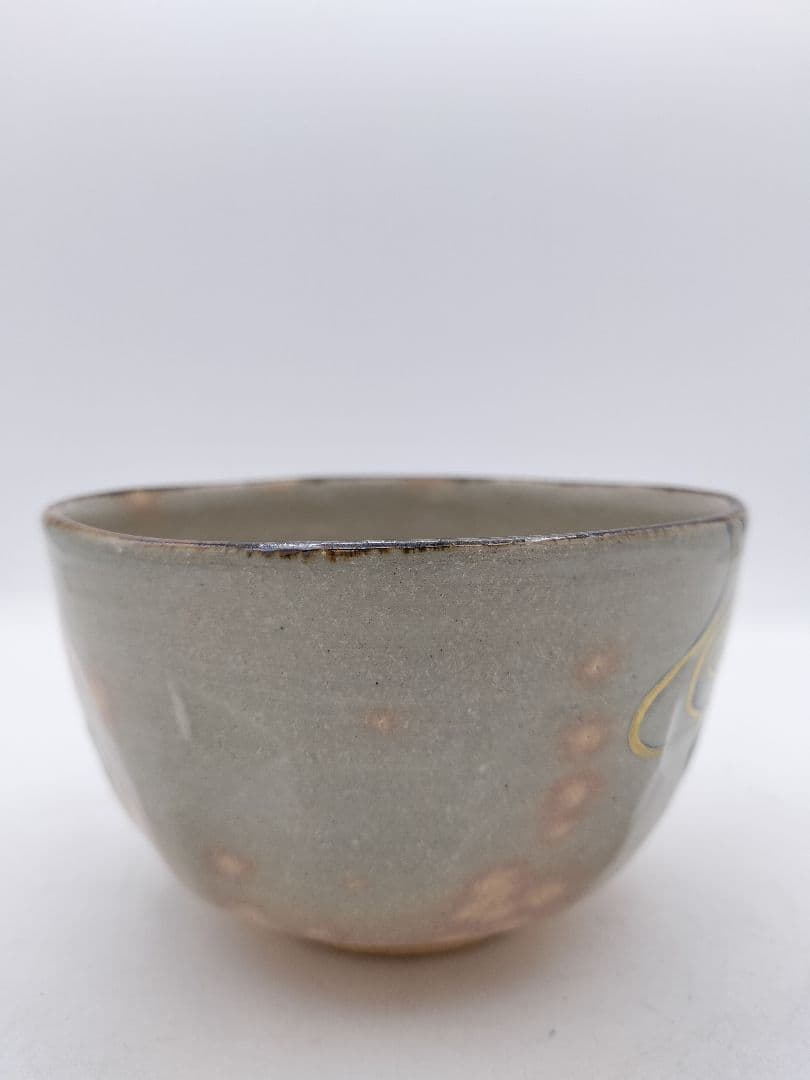 Kyoto-yaki Kenzan-style Water Lily Matcha Bowl by Ito Kaiun
