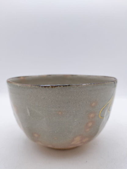 Kyoto-yaki Kenzan-style Water Lily Matcha Bowl by Ito Kaiun