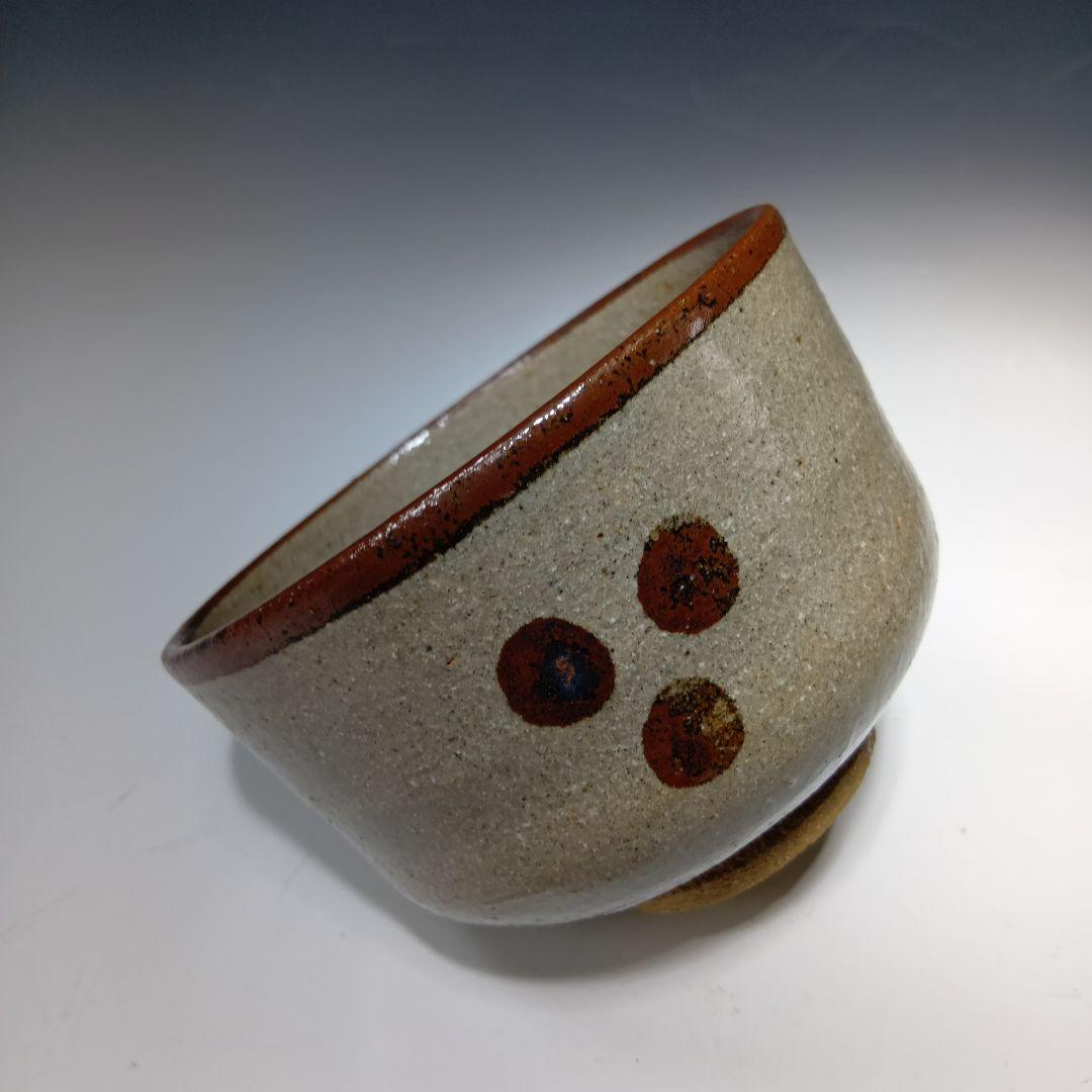 E-Karatsu Painted Tea Bowl by 13th Nakazato Taroemon — Karatsu Stoneware Chawan