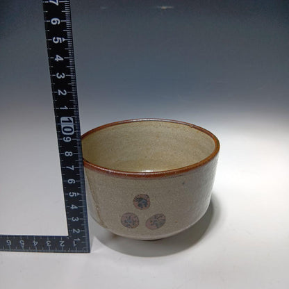 E-Karatsu Painted Tea Bowl by 13th Nakazato Taroemon — Karatsu Stoneware Chawan