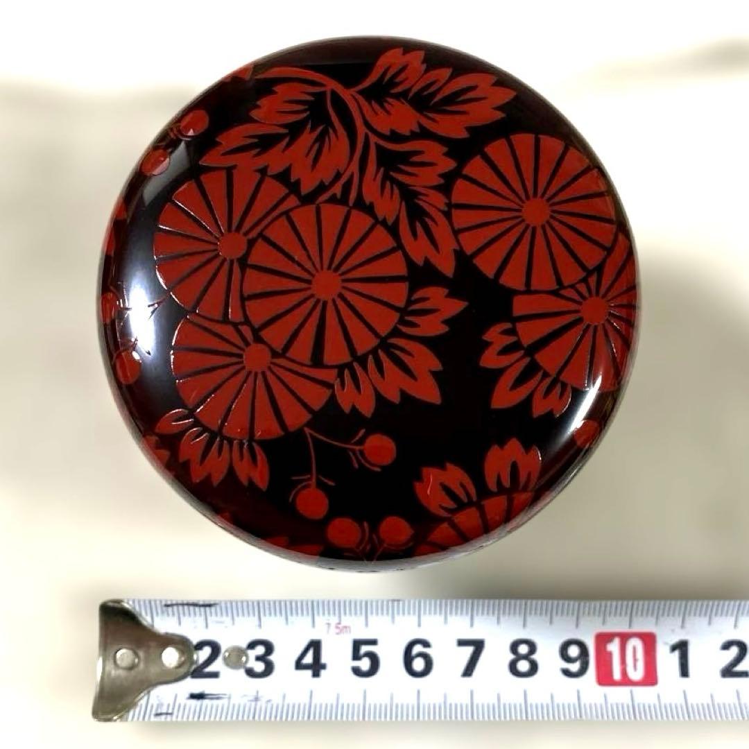 Hounsai-Konomi Red Chrysanthemum Maki-e O-Natsume Tea Caddy by Seiho