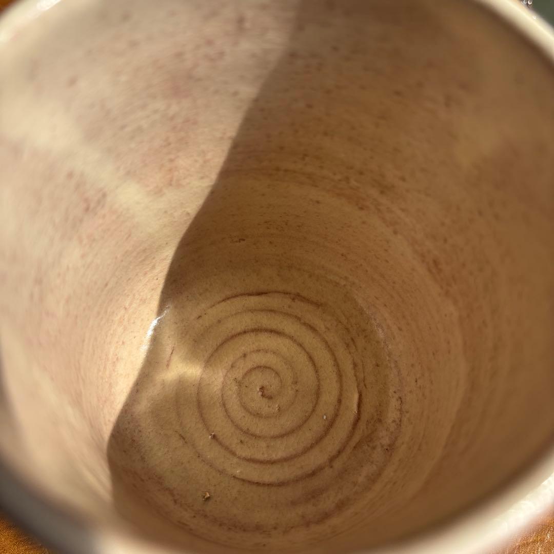 Hagi Ware Yunomi Tea Cup | Shiroyama Kiln | Pink Feldspathic Glaze | Tomobako | Yamaguchi Japan