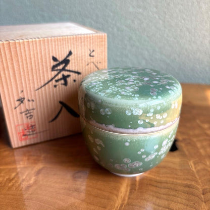 Tobe Ware Cha-ire Green Crystalline Glaze Tea Caddy by Tange Wakichi — Wako-gama, Tomobako