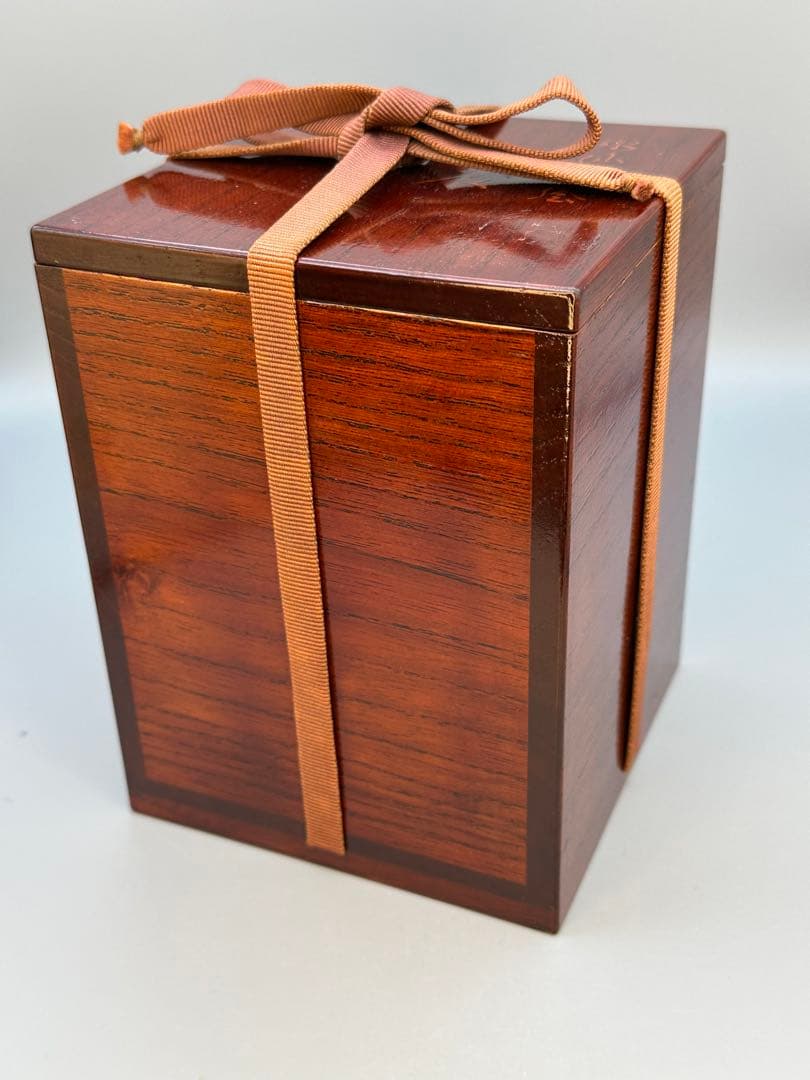 Narcissus Maki-e Lacquer Natsume by Miura Meiho - Gold Tea Caddy with Double Box