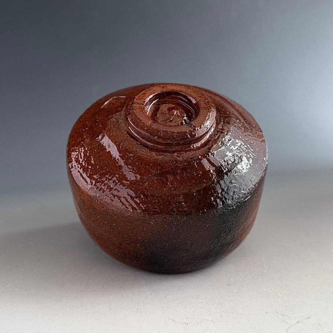 Ohi Ware Tea Bowl with Amber Glaze by Ohi Cho - Faceted Mentori