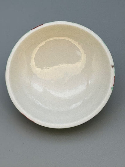 Kakiemon XIII Nigoshide Karako Kogo — Porcelain Incense Container