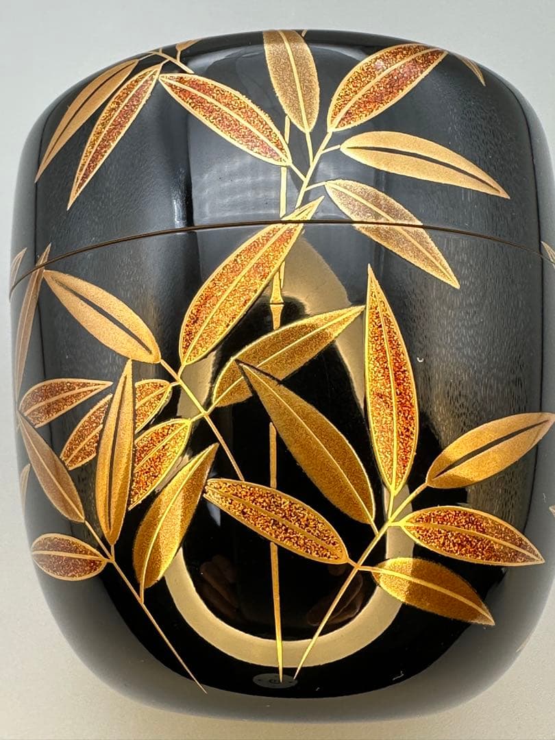 Sasa-Tsuyu Maki-e Natsume — Bamboo Grass and Dew Drops by Suzutani Tetsugoro | Nashiji Lacquer Tea Caddy