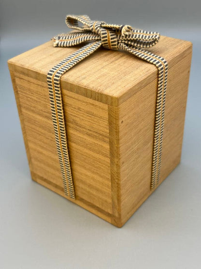 Sasa-Tsuyu Maki-e Natsume — Bamboo Grass and Dew Drops by Suzutani Tetsugoro | Nashiji Lacquer Tea Caddy