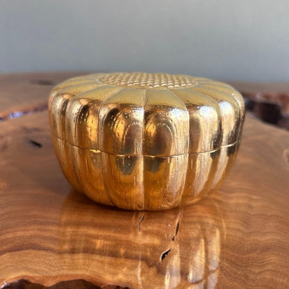 Gold Lacquer Chrysanthemum Kashi-ki Confection Box - Japanese Urushi Sweets Container