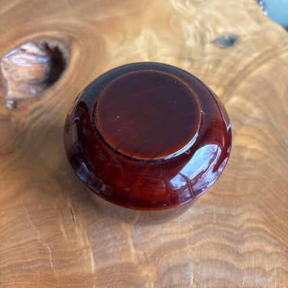 Seizan | Tomoya Natsume Thatched Hut Tea Caddy | Matsu Tame-nuri | Pine Maki-e | Gold Chidori Lid