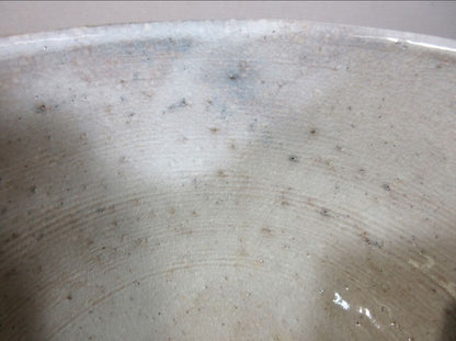 12th Tahara Tobei Hagi Tea Bowl - Warm White Chawan with Signed Box and Cloth